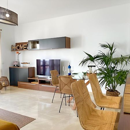 Apartamentos Mares De Lava - Puerto Del Carmen Puerto del Carmen  Bagian luar foto