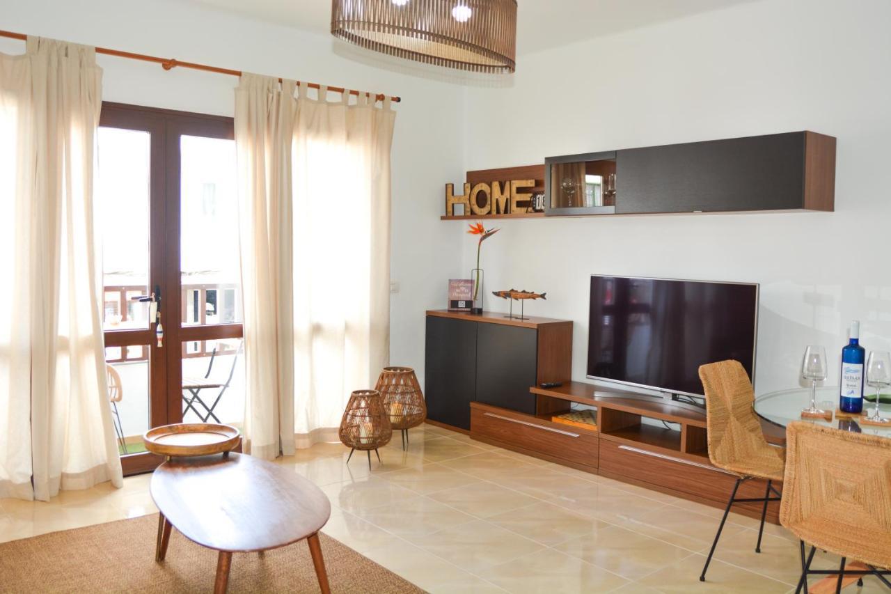 Apartamentos Mares De Lava - Puerto Del Carmen Puerto del Carmen  Bagian luar foto